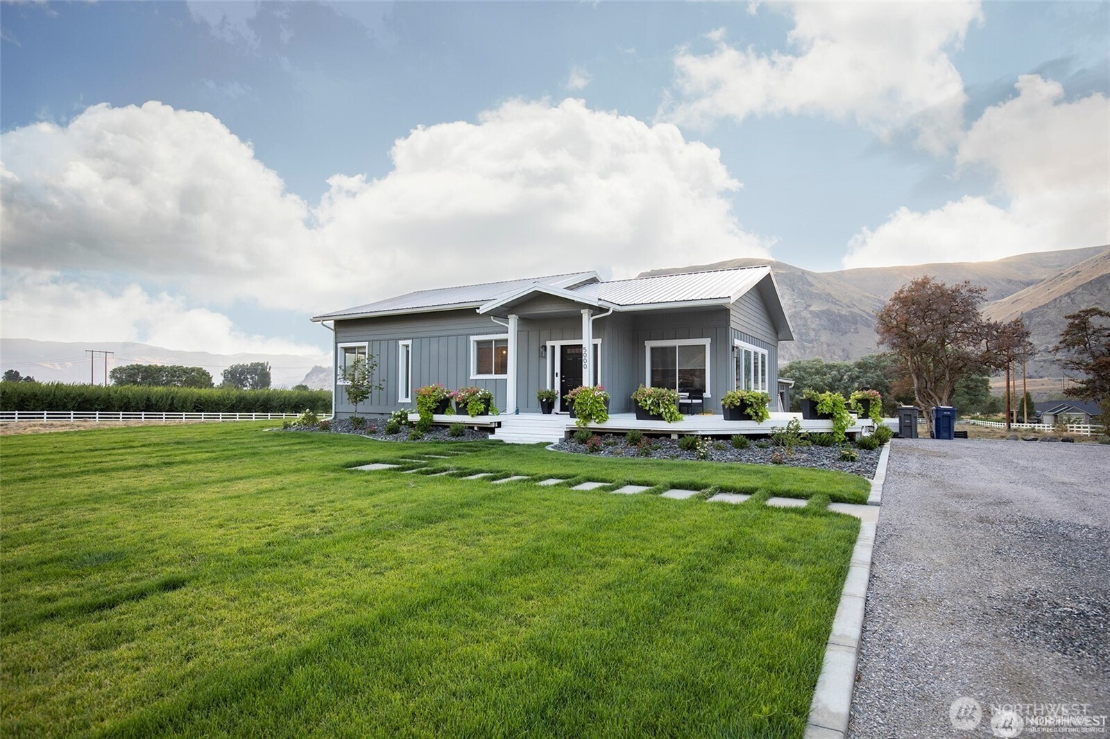 5000 NW Cascade Avenue, East Wenatchee, WA 98802