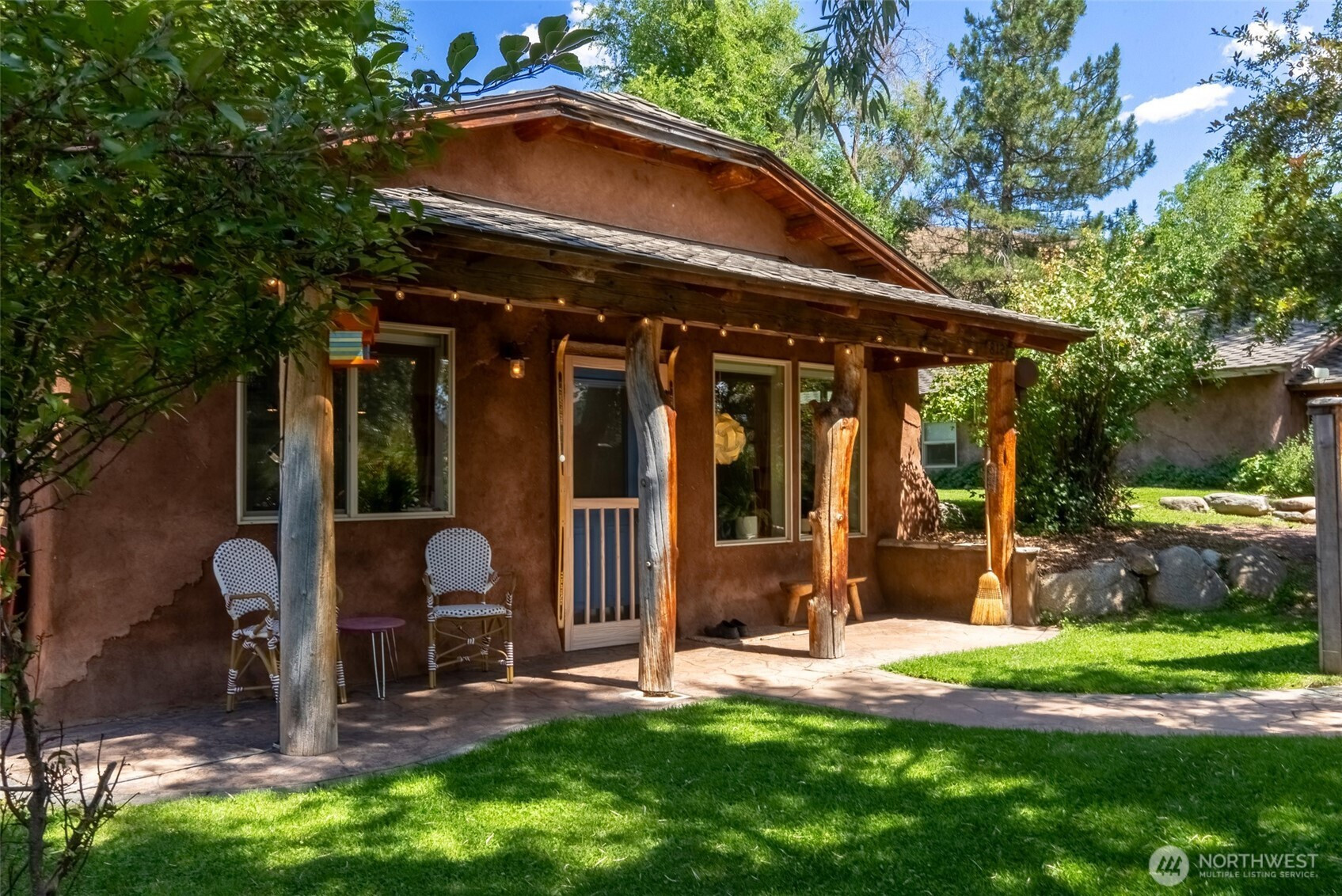 812 Castle Avenue, Winthrop, WA 98862