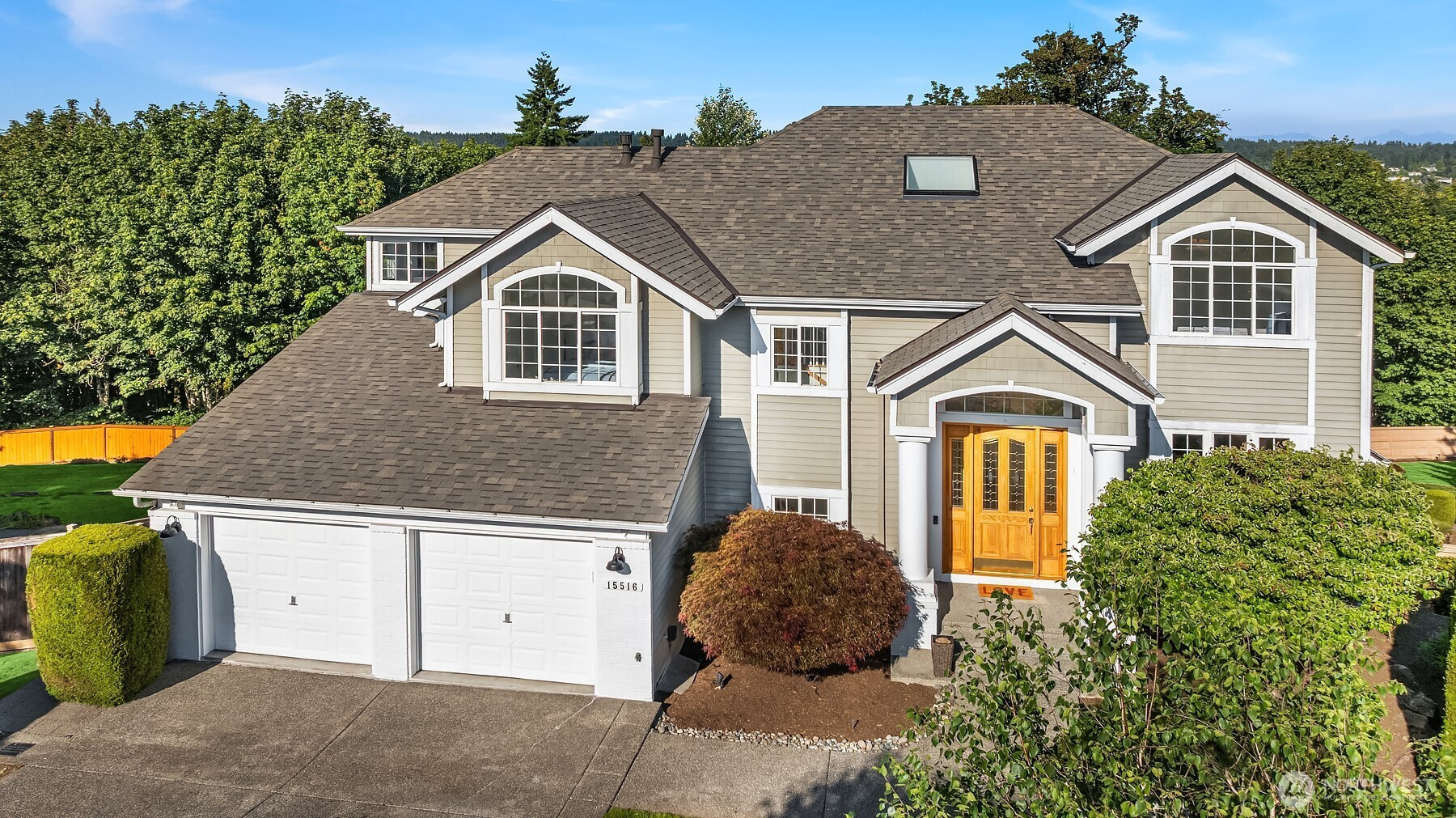 15516 129th Avenue NE, Woodinville, WA 98072