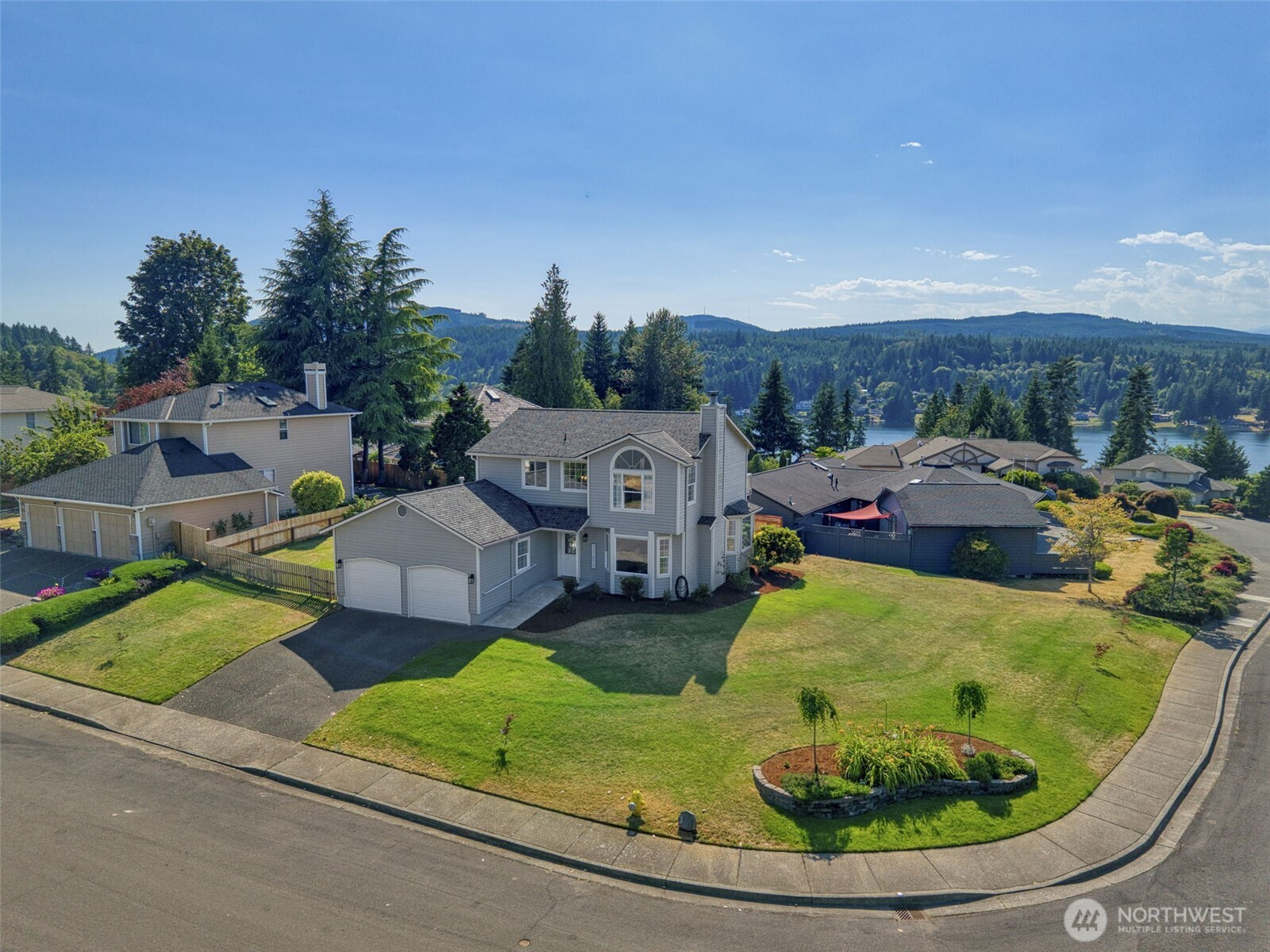 7017 Osprey Circle, Bremerton, WA 98312