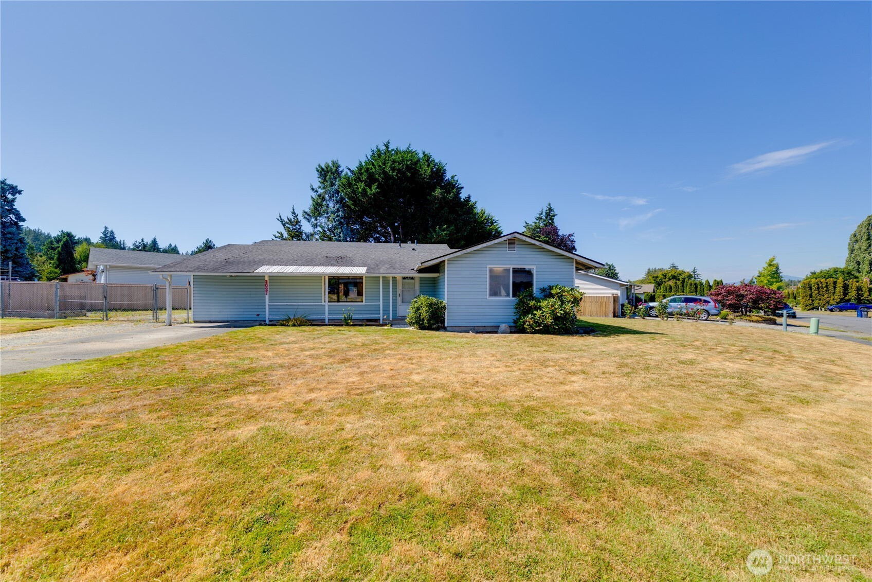 2027 E BelAir Drive, Mount Vernon, WA 98273