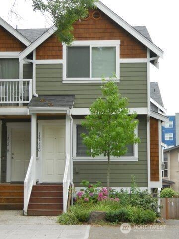 12721 35th Avenue NE, Seattle, WA 98125