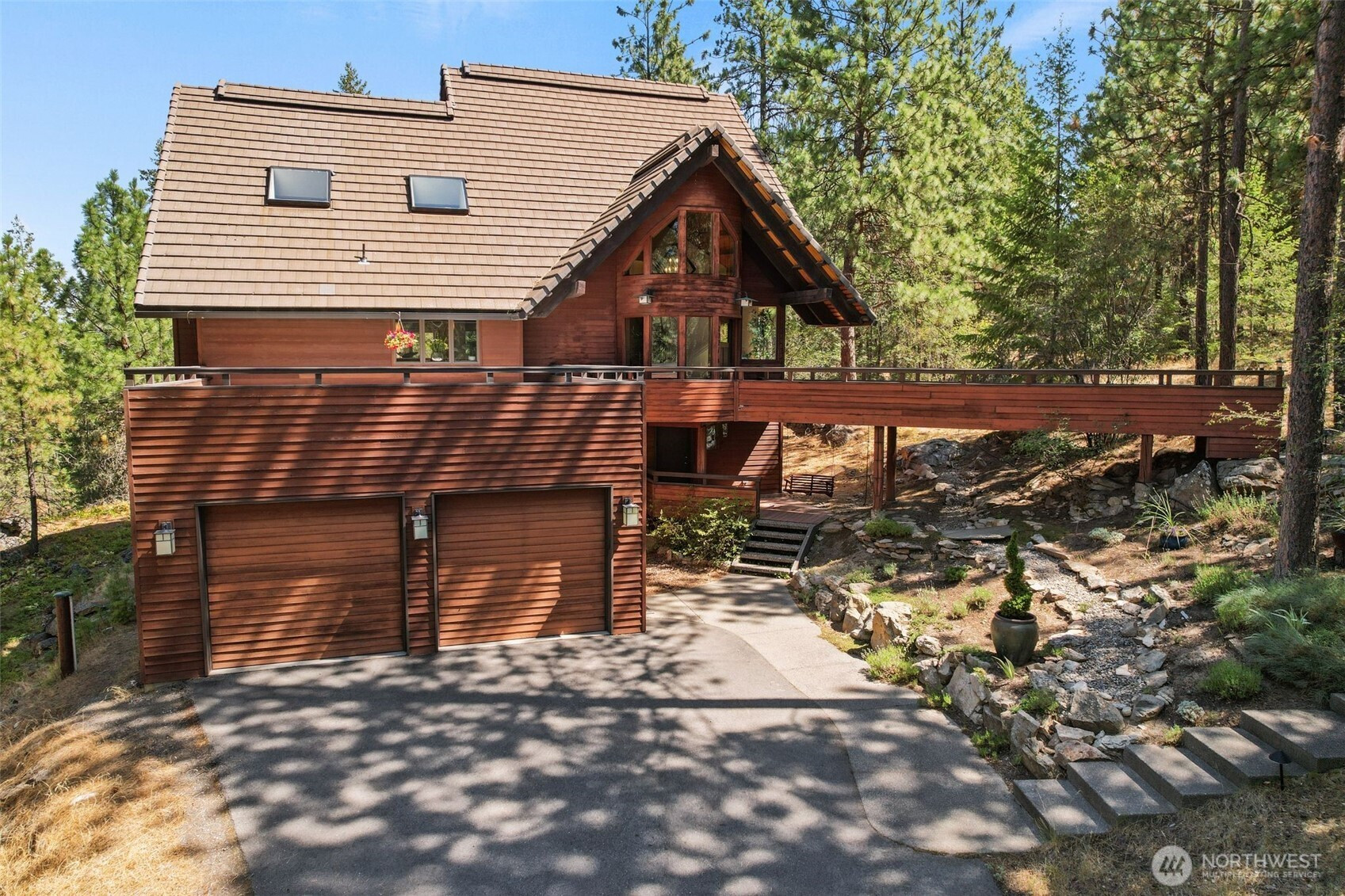 2021 S Eastern Lane, Spokane, WA 99212