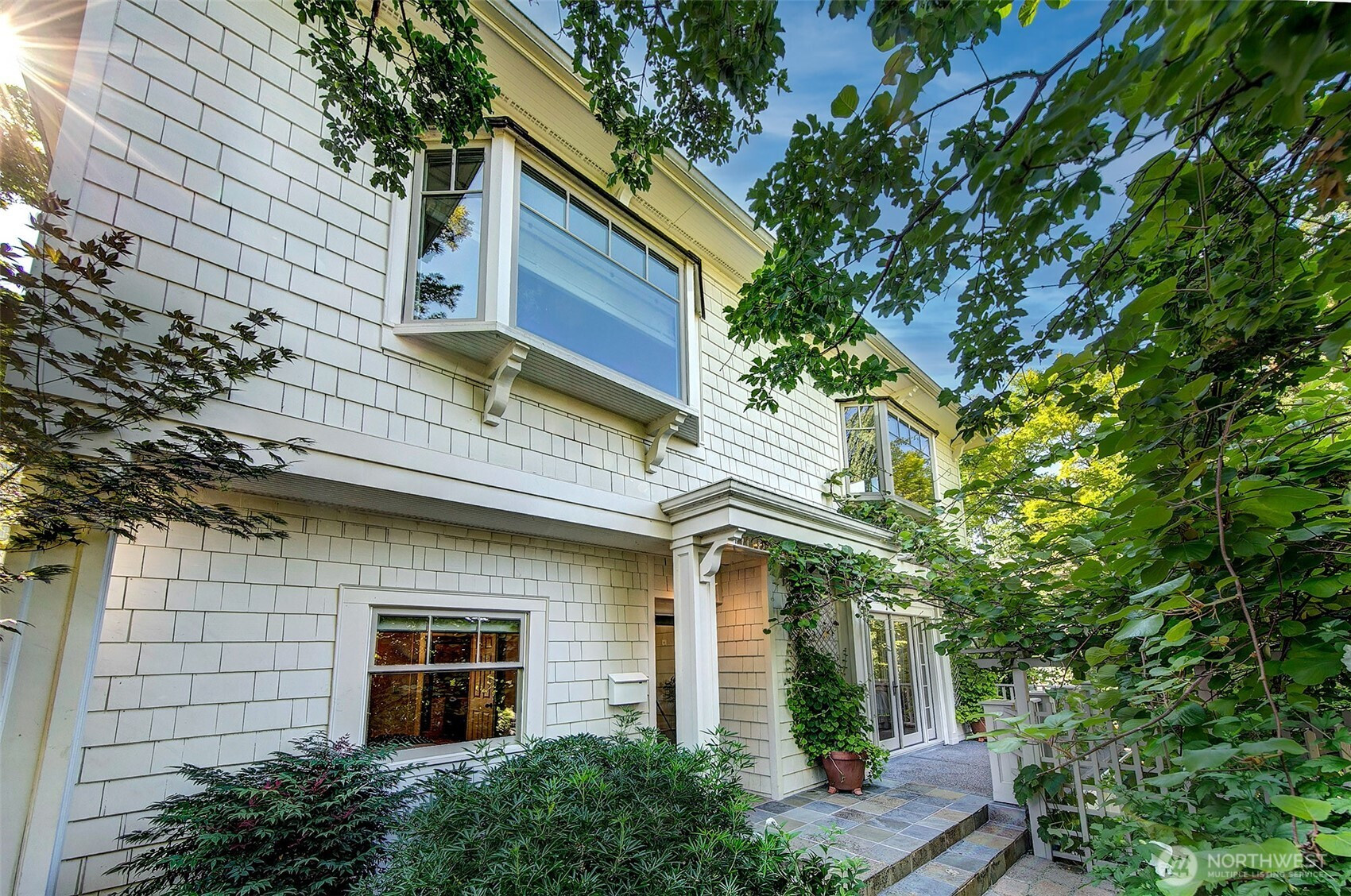 173 37th Avenue E, Seattle, WA 98112