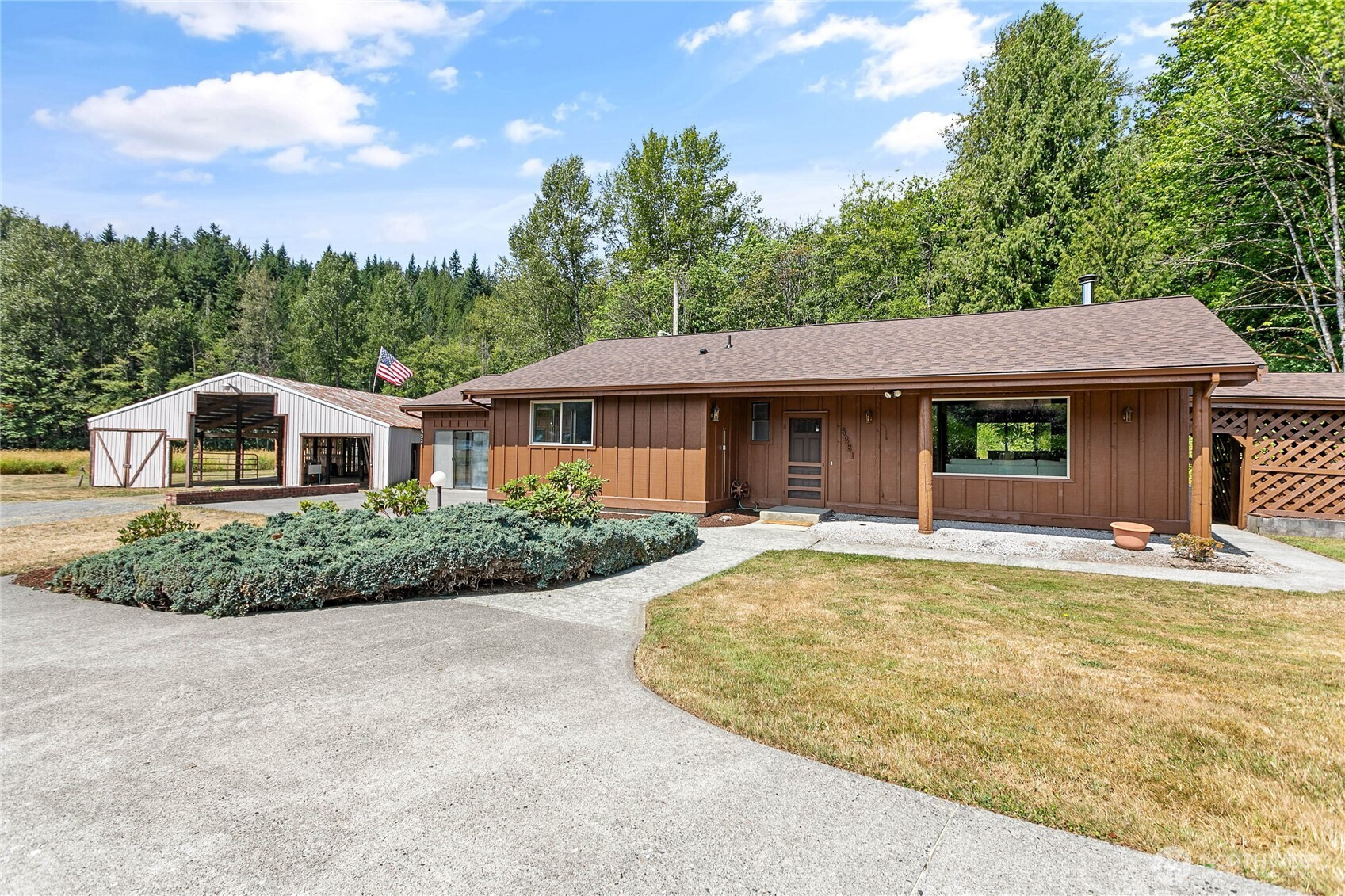 5221 Mitchell Road, Deming, WA 98224