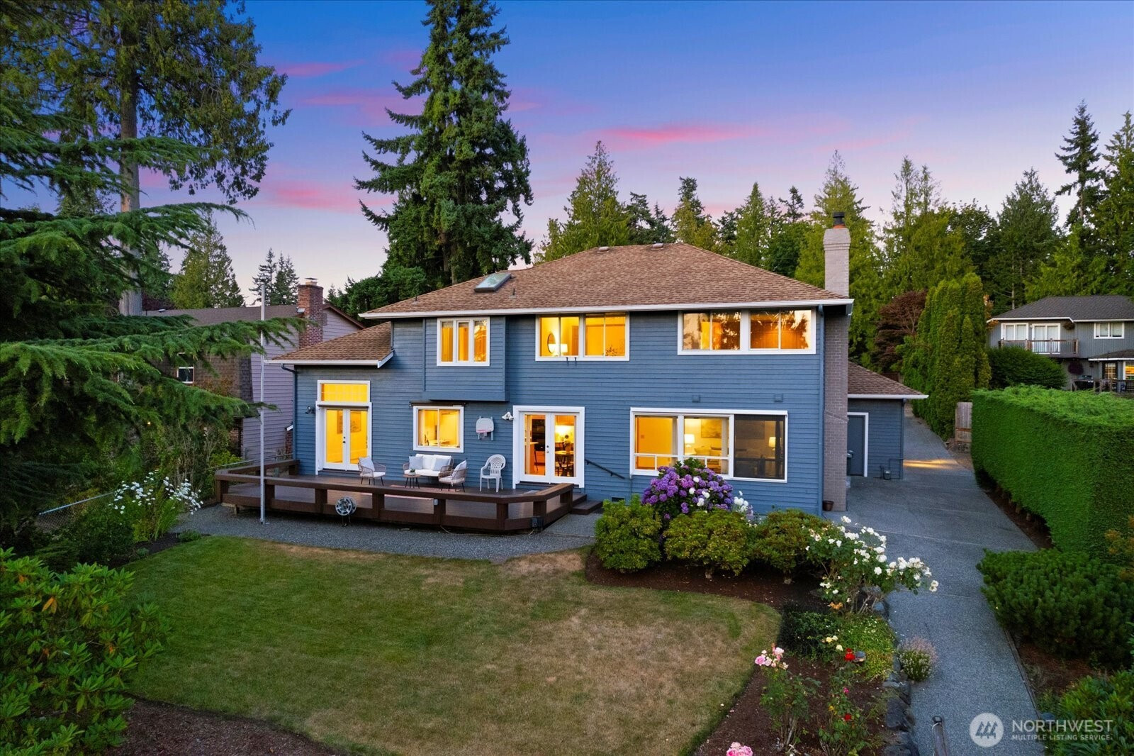 18912 88th Avenue W, Edmonds, WA 98026