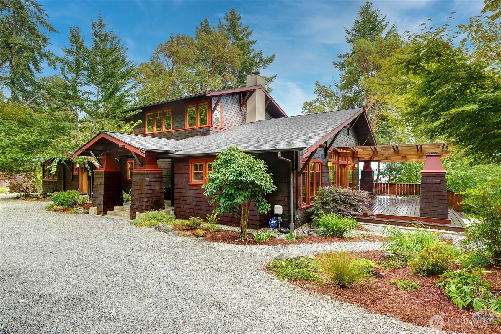 27612 94th Street SW, Vashon, WA 98070
