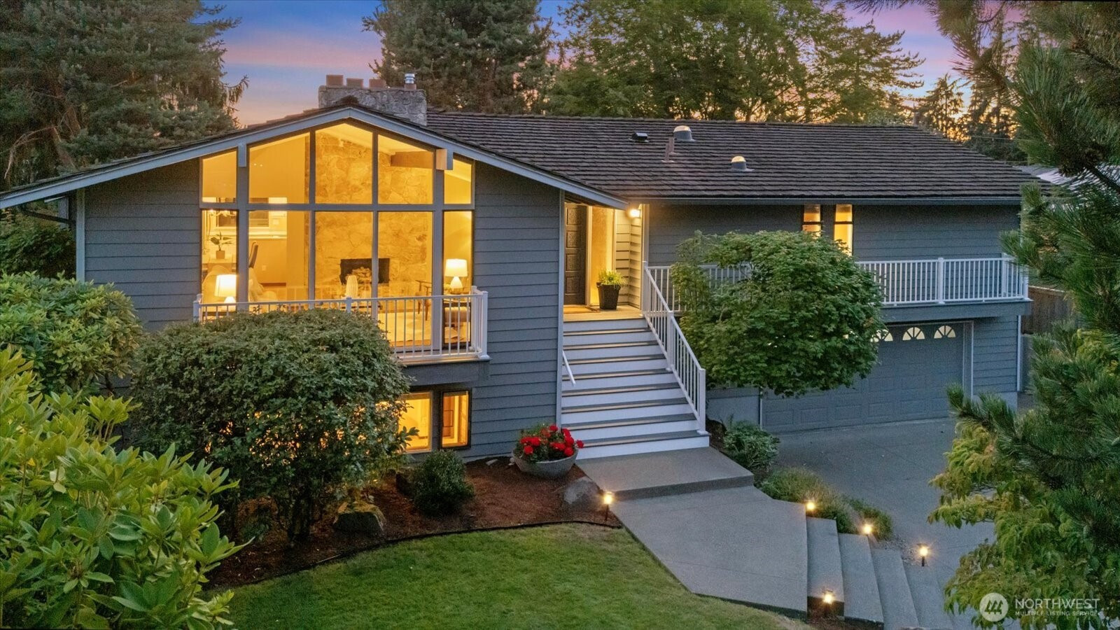 19841 5th Avenue NW, Shoreline, WA 98177