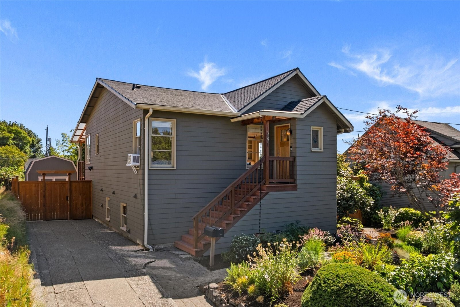 341 NW 53rd Street, Seattle, WA 98107