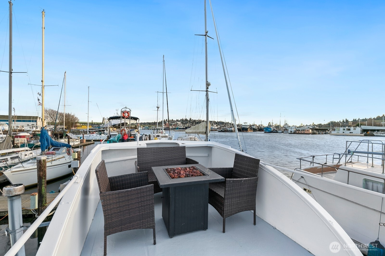 4733 Shilshole Avenue NW, Seattle, WA 98107