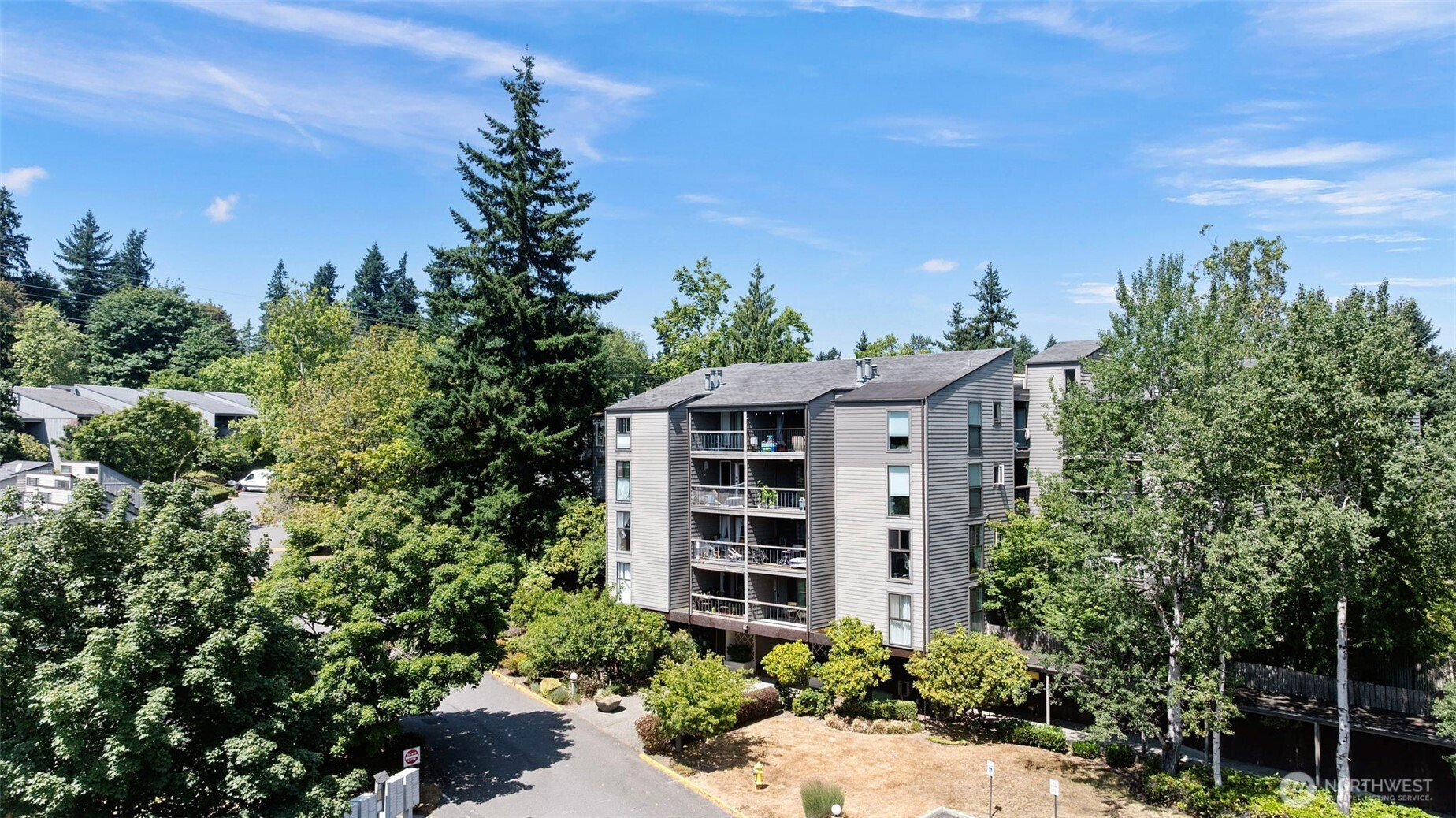 13820 NE 65th Street, Redmond, WA 98052