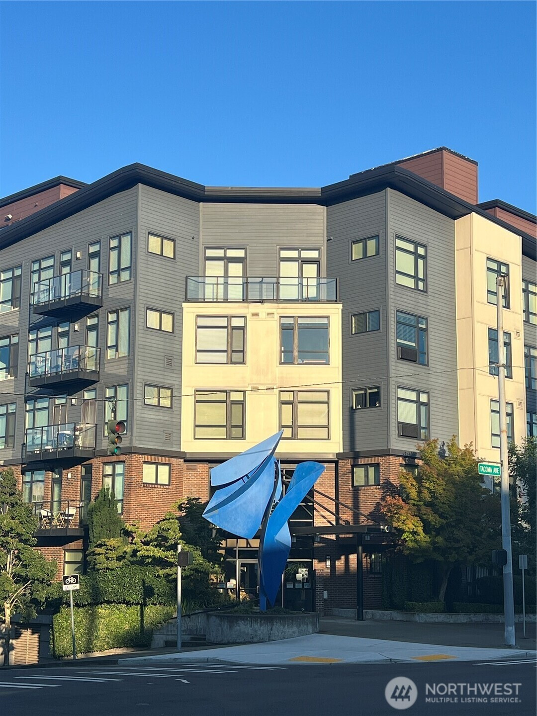 1501 Tacoma Avenue S, Tacoma, WA 98402