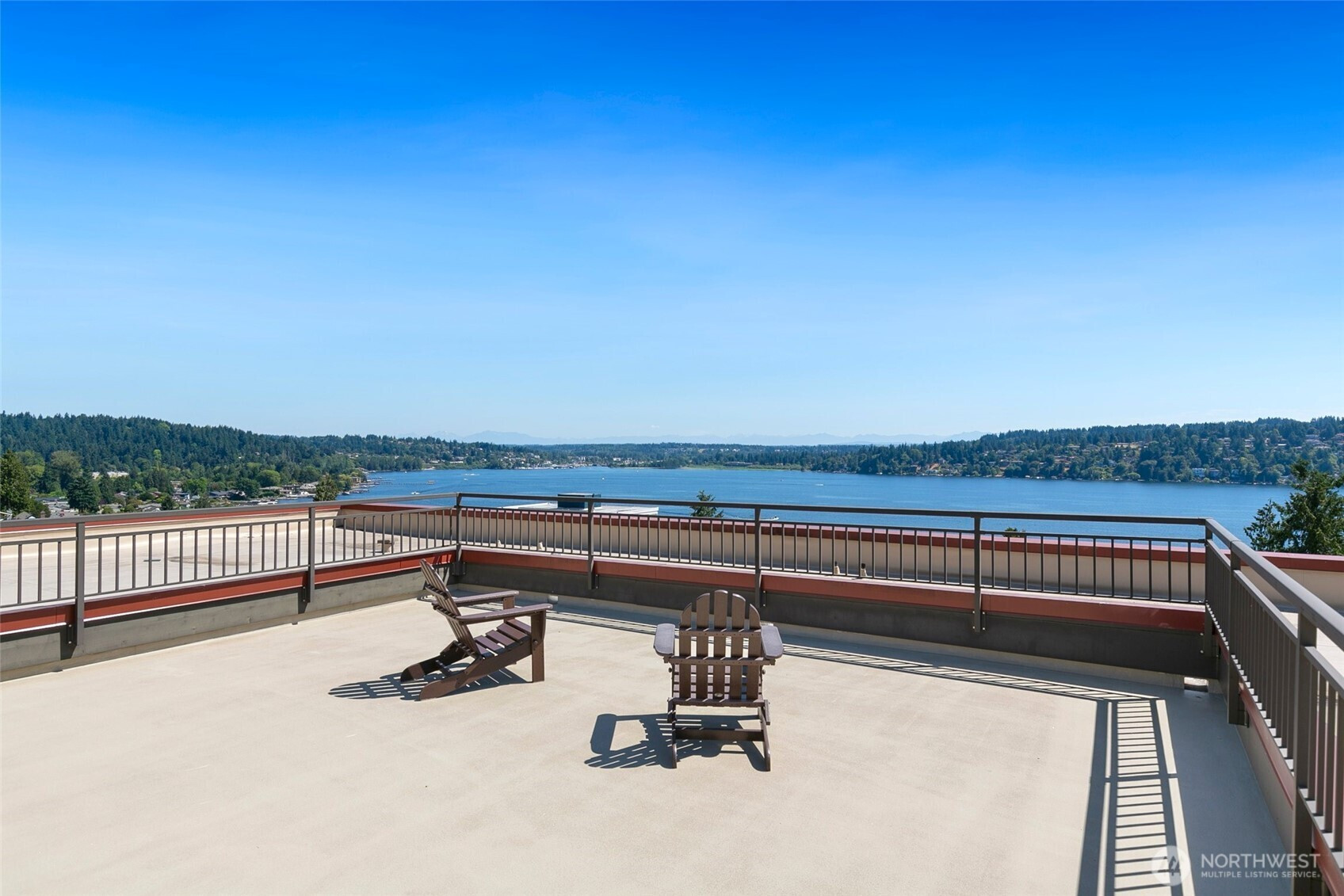 3820 NE 155th Place, Lake Forest Park, WA 98155