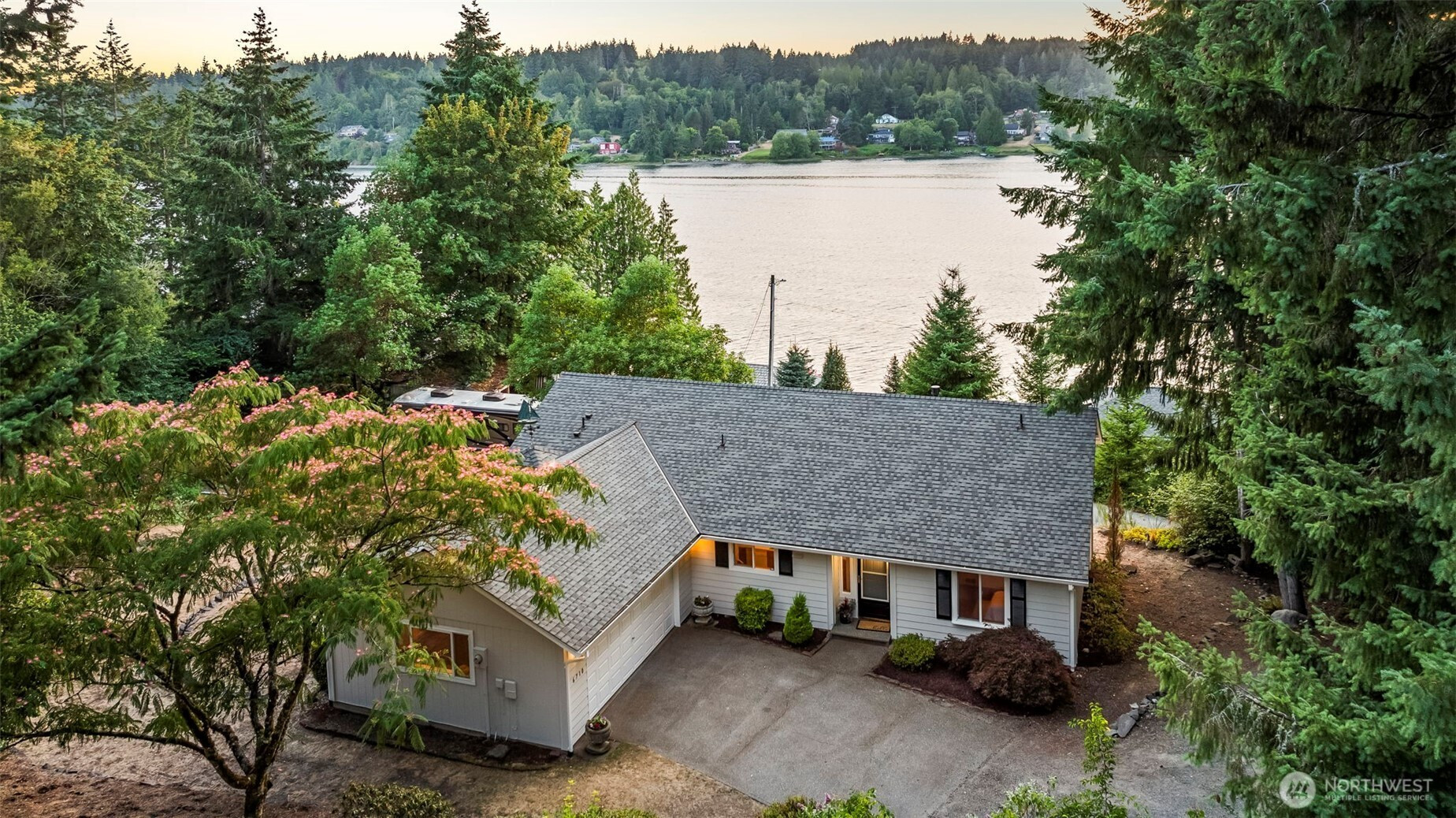 6710 149th Street Ct, Gig Harbor, WA 98332