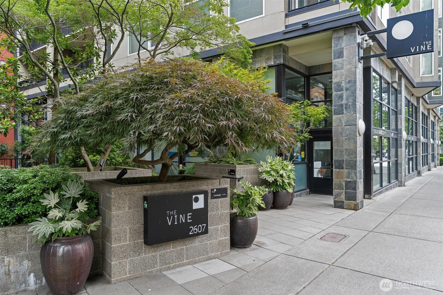 2607 Western Ave, Seattle, WA 98121