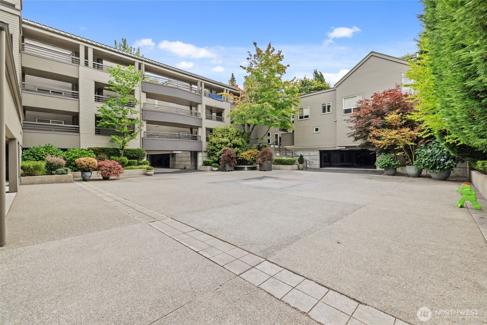 501 Kirkland Avenue, Kirkland, WA 98033