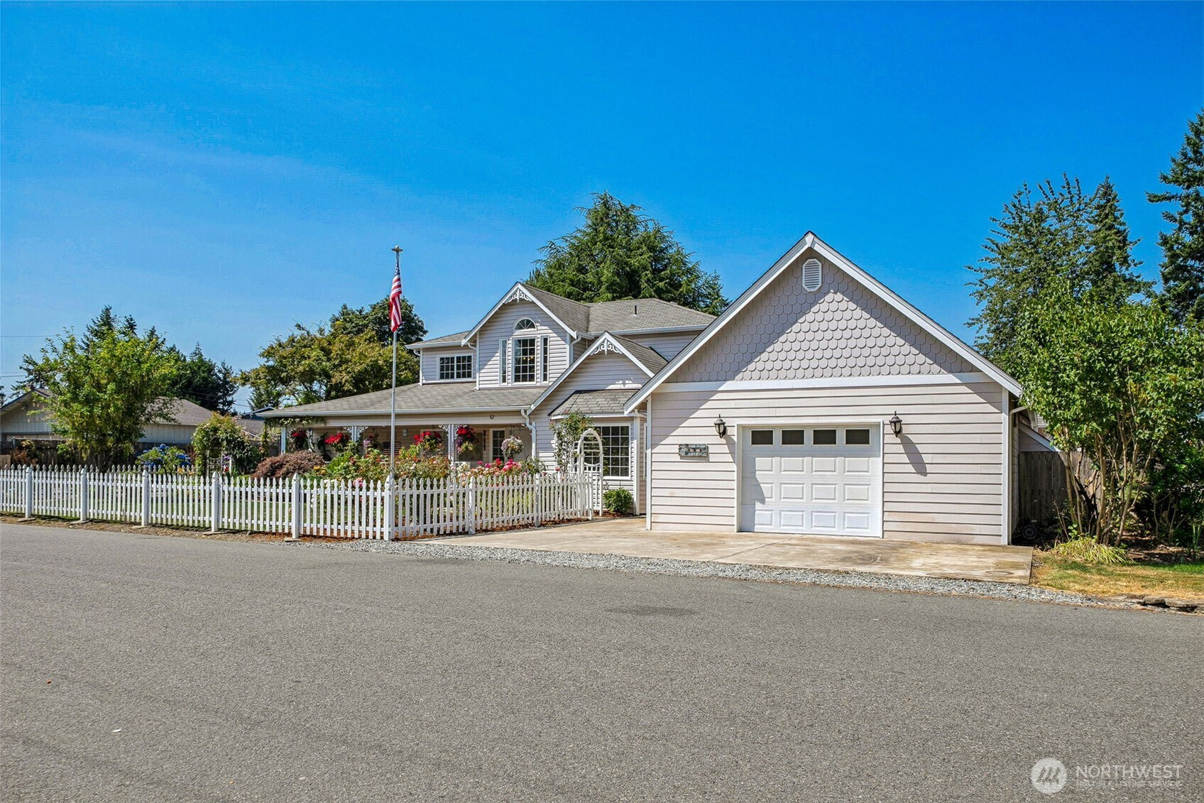 3726 S 251st Place, Kent, WA 98032