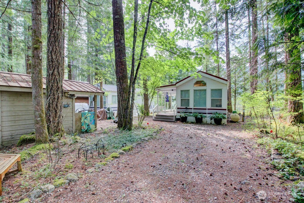 42 6 Riverside Drive, Deming, WA 98244