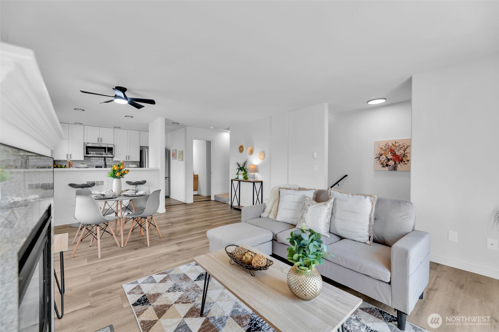 536 N 103rd Street, Seattle, WA 98133