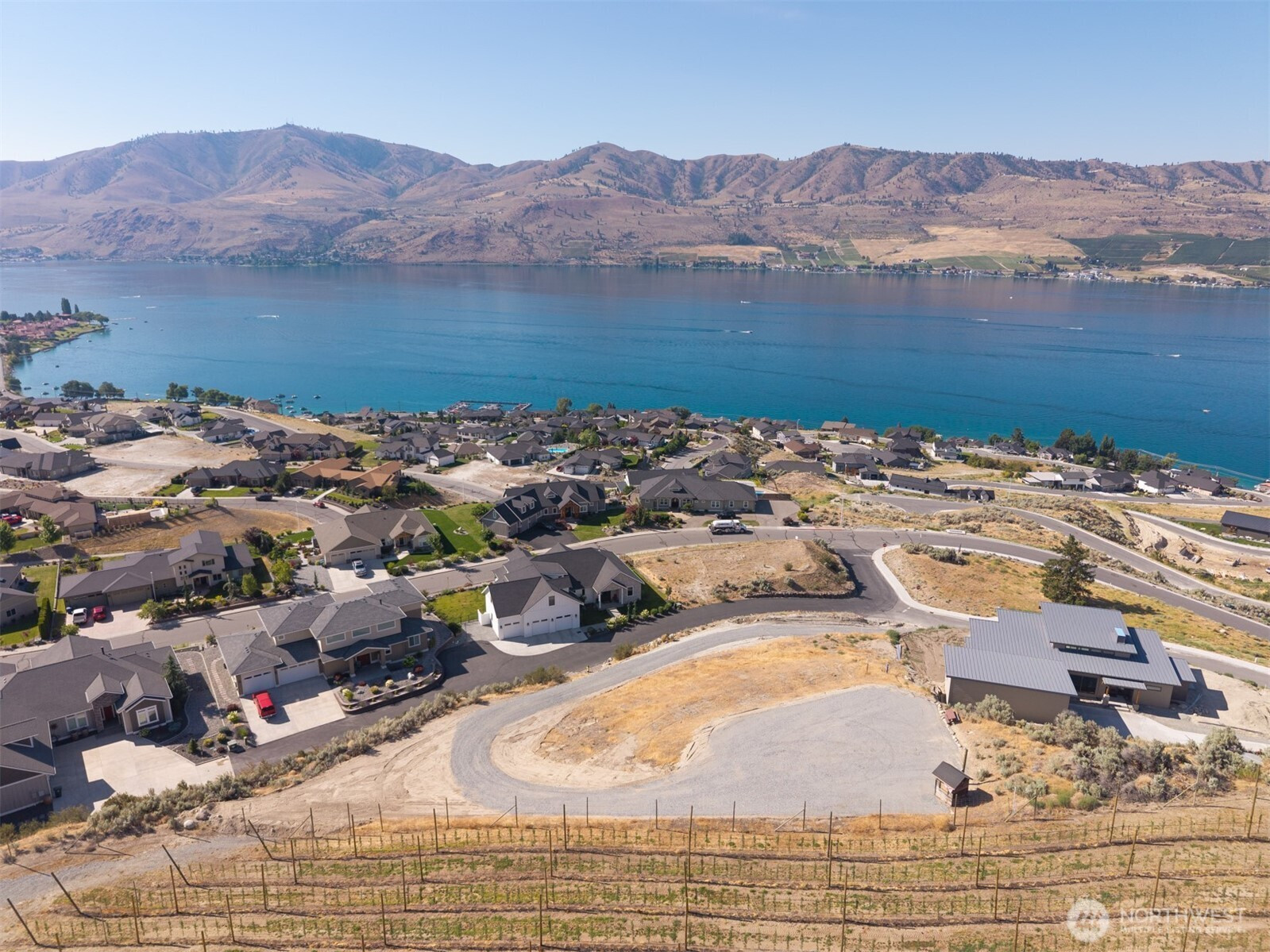 101 Lake Ridge Drive, Chelan, WA 98816