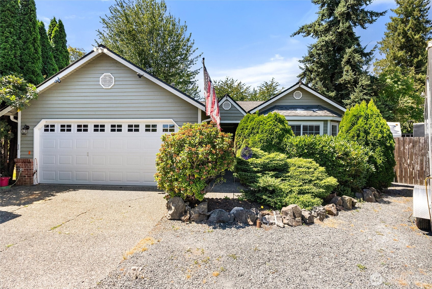 4630 143rd Place SW, Lynnwood, WA 98087