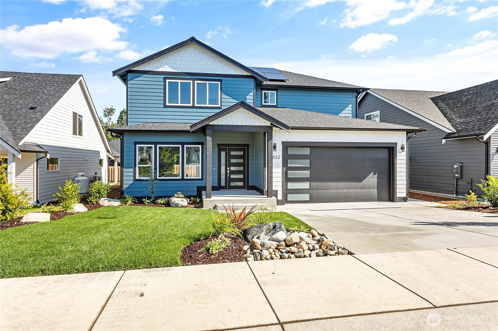 2832 Hazelwood Drive, Blaine, WA 98230