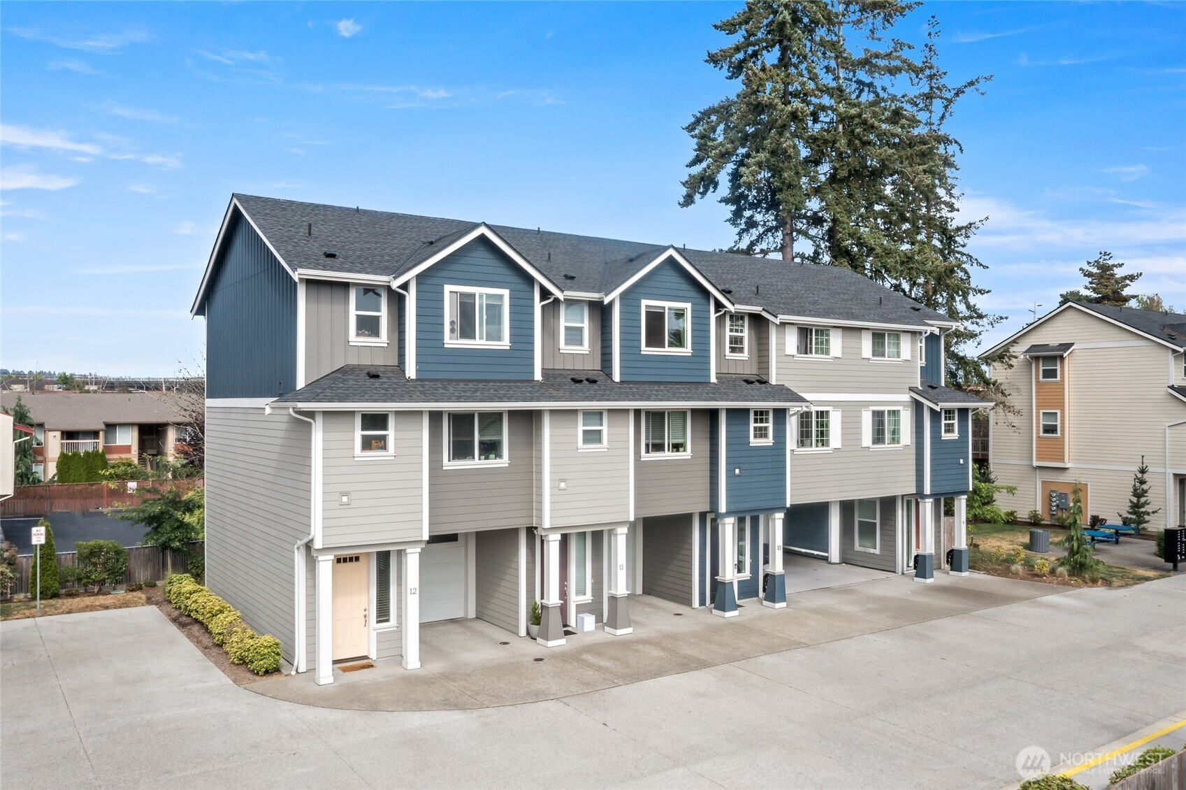 334 9th Avenue SE, Puyallup, WA 98372