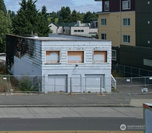 320 NW 85th Street, Seattle, WA 98117