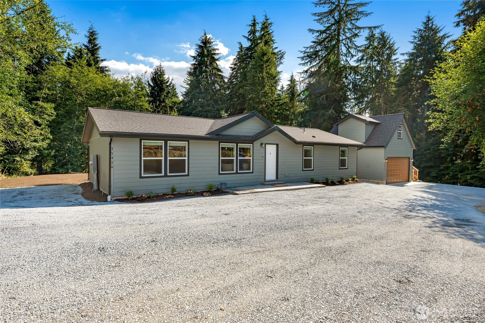 11426 Chain Lake Road, Snohomish, WA 98290
