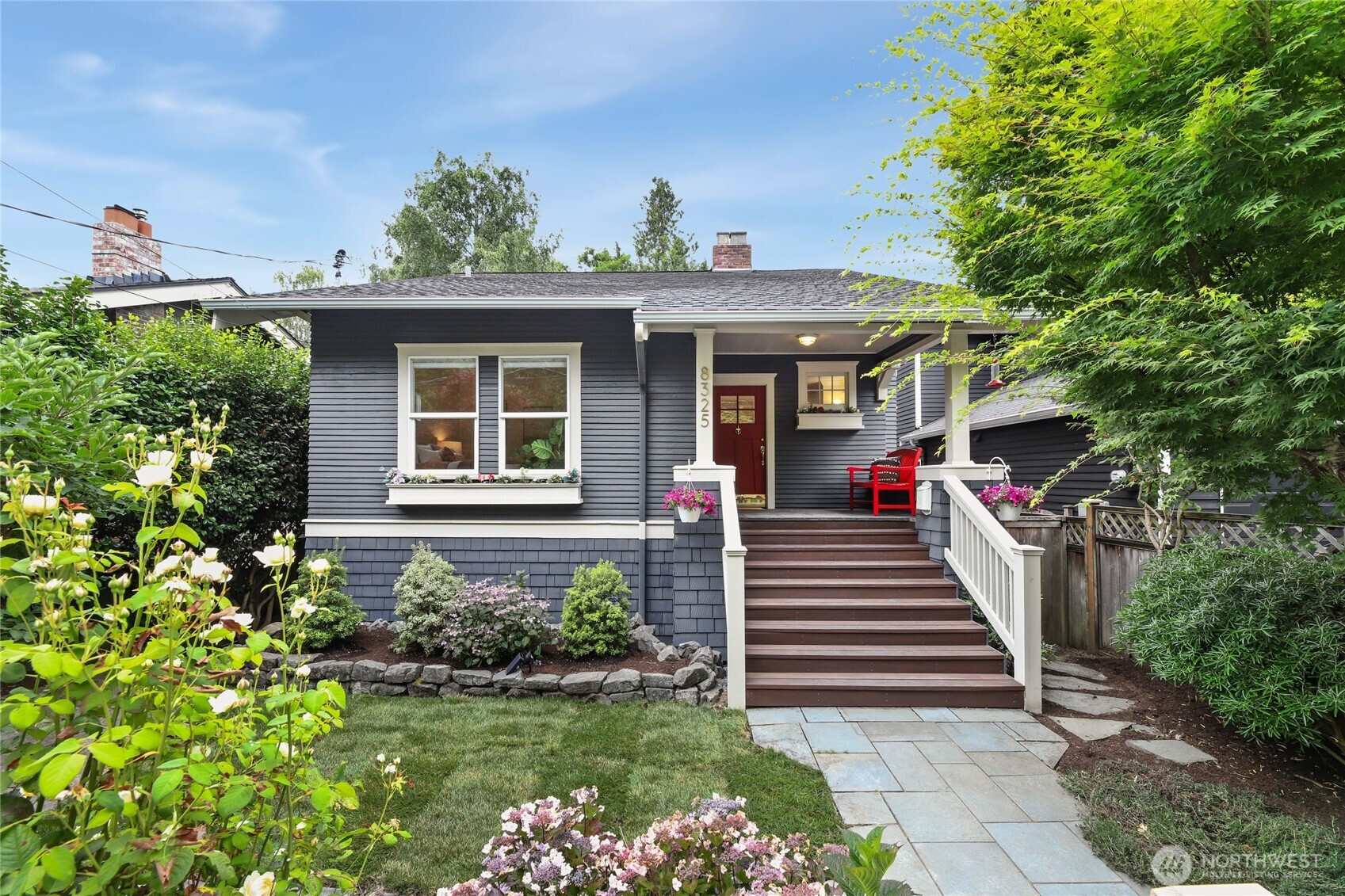 8325 46th Avenue SW, Seattle, WA 98136