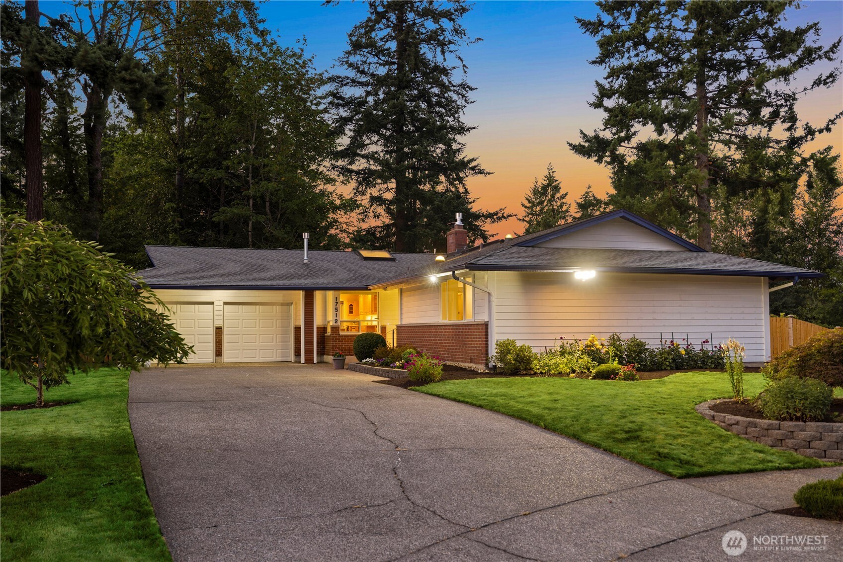17512 NE 22nd Court, Redmond, WA 98052