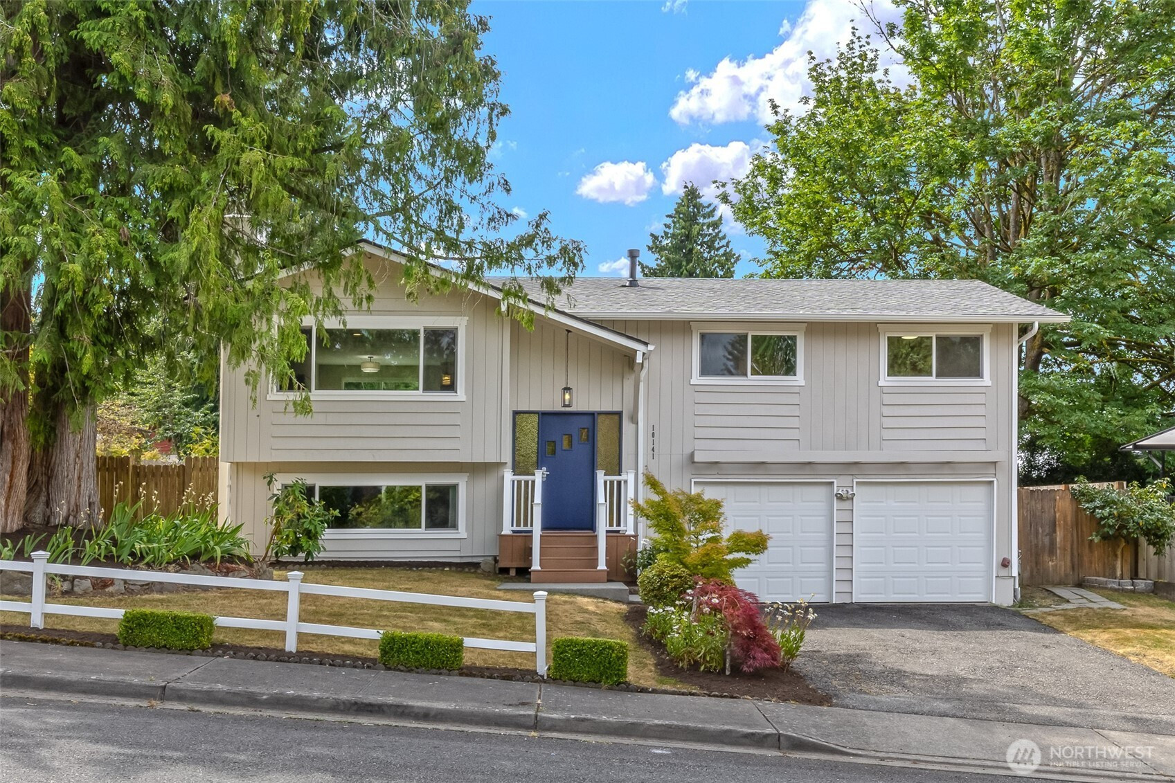 10141 NE 202nd Street, Bothell, WA 98011