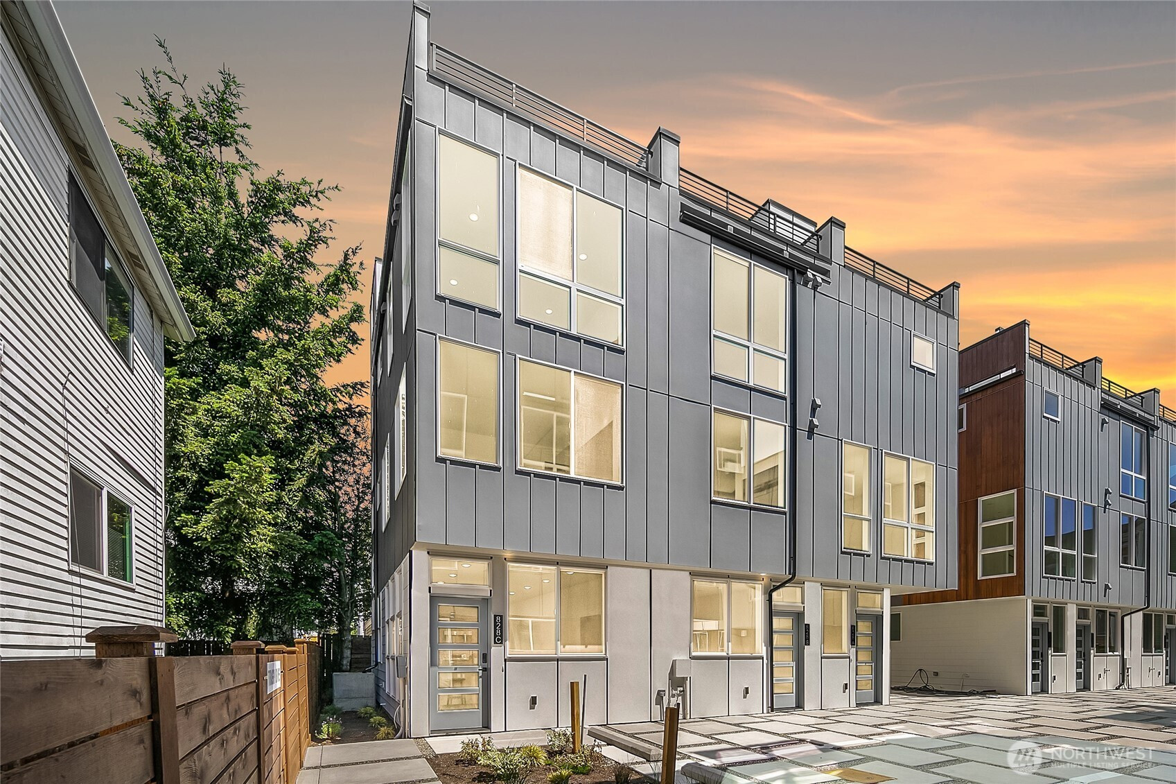 822 B NW 52nd Street, Seattle, WA 98107