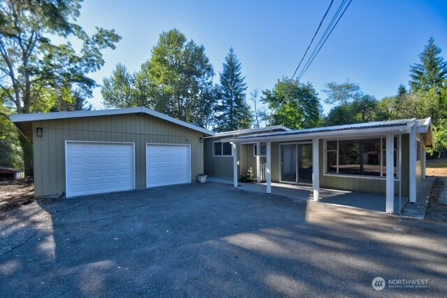 935 Delphi Road SW, Olympia, WA 98512