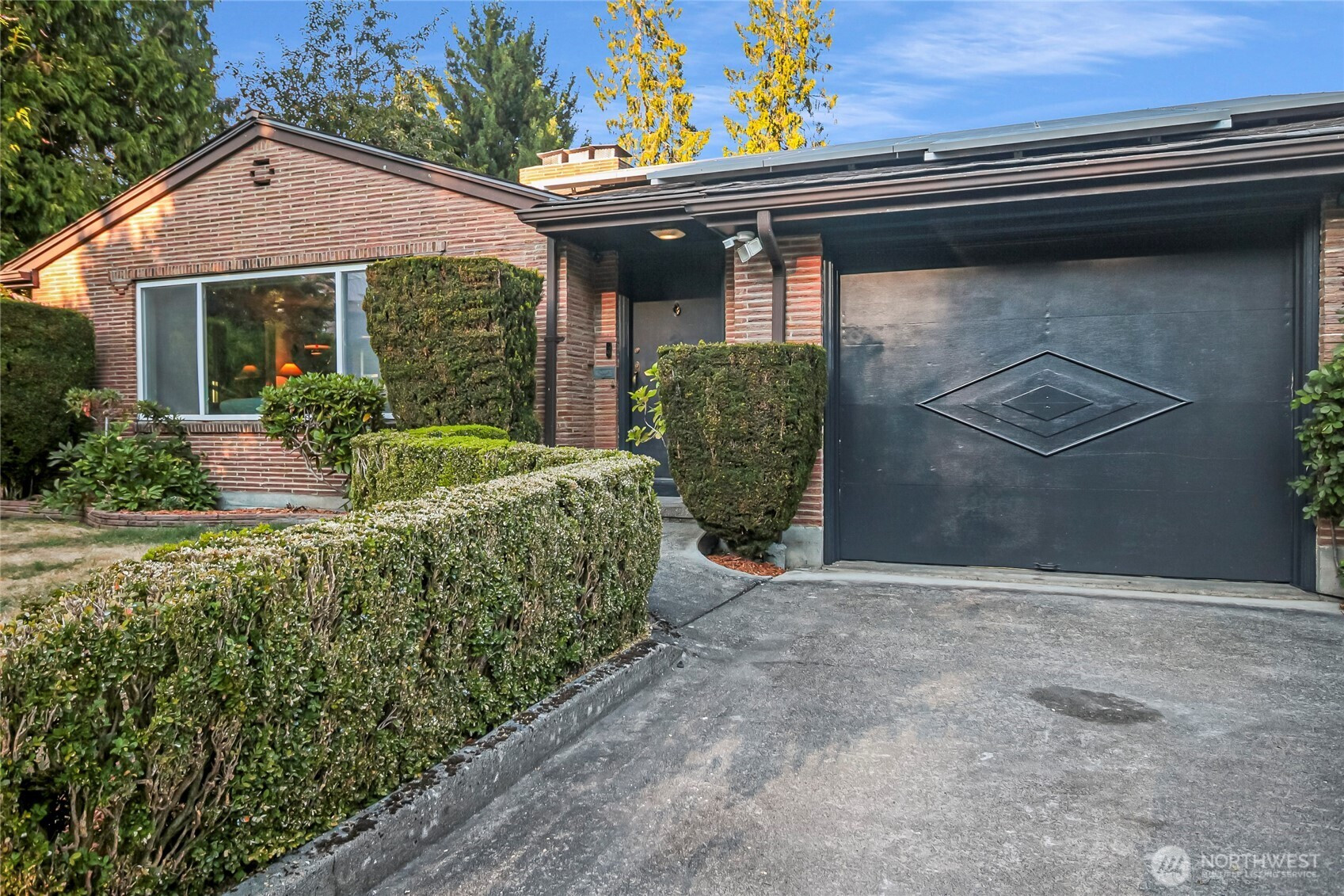4914 55th Avenue S, Seattle, WA 98118