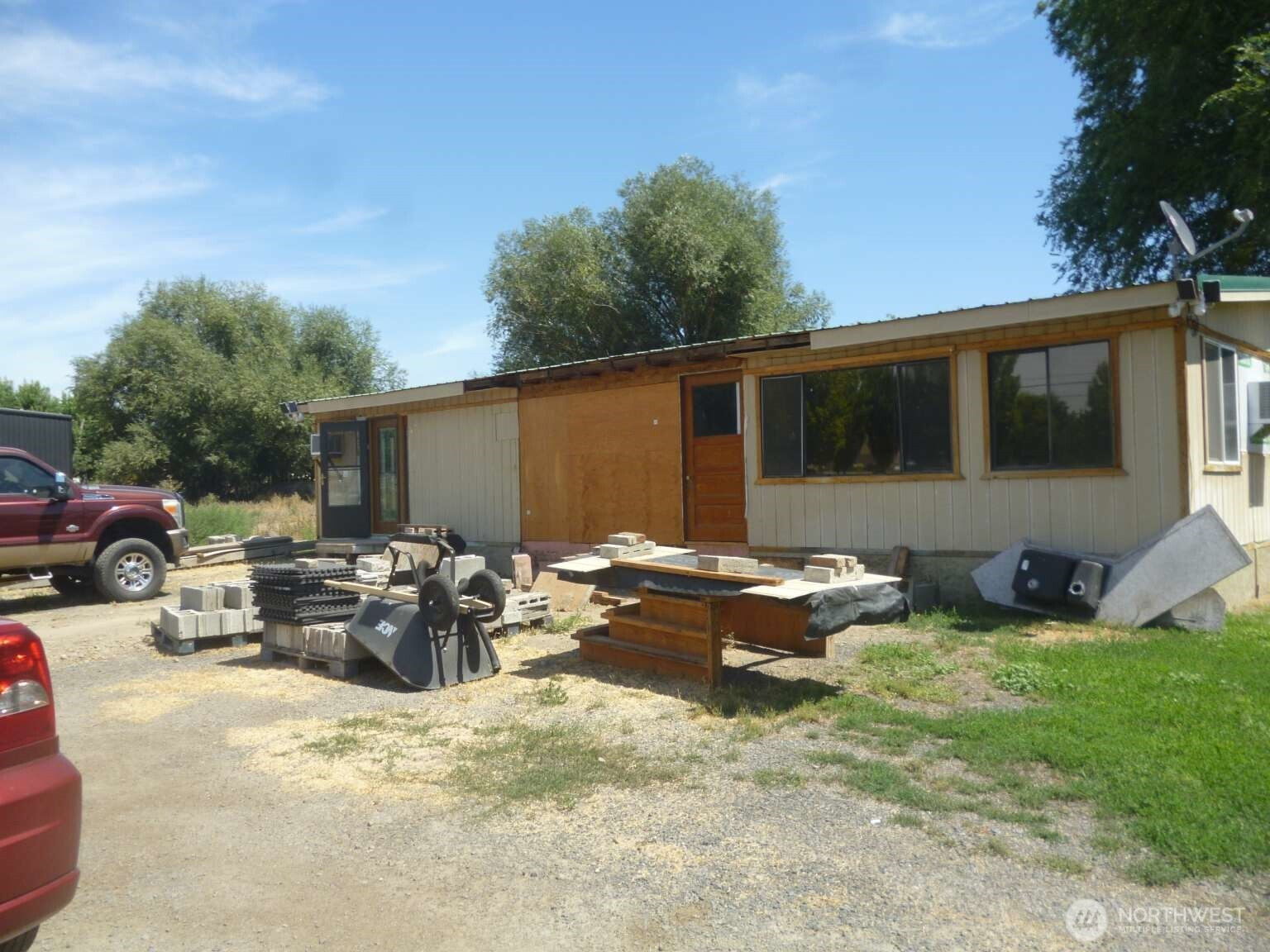 155 N Gap Road, Prosser, WA 99350