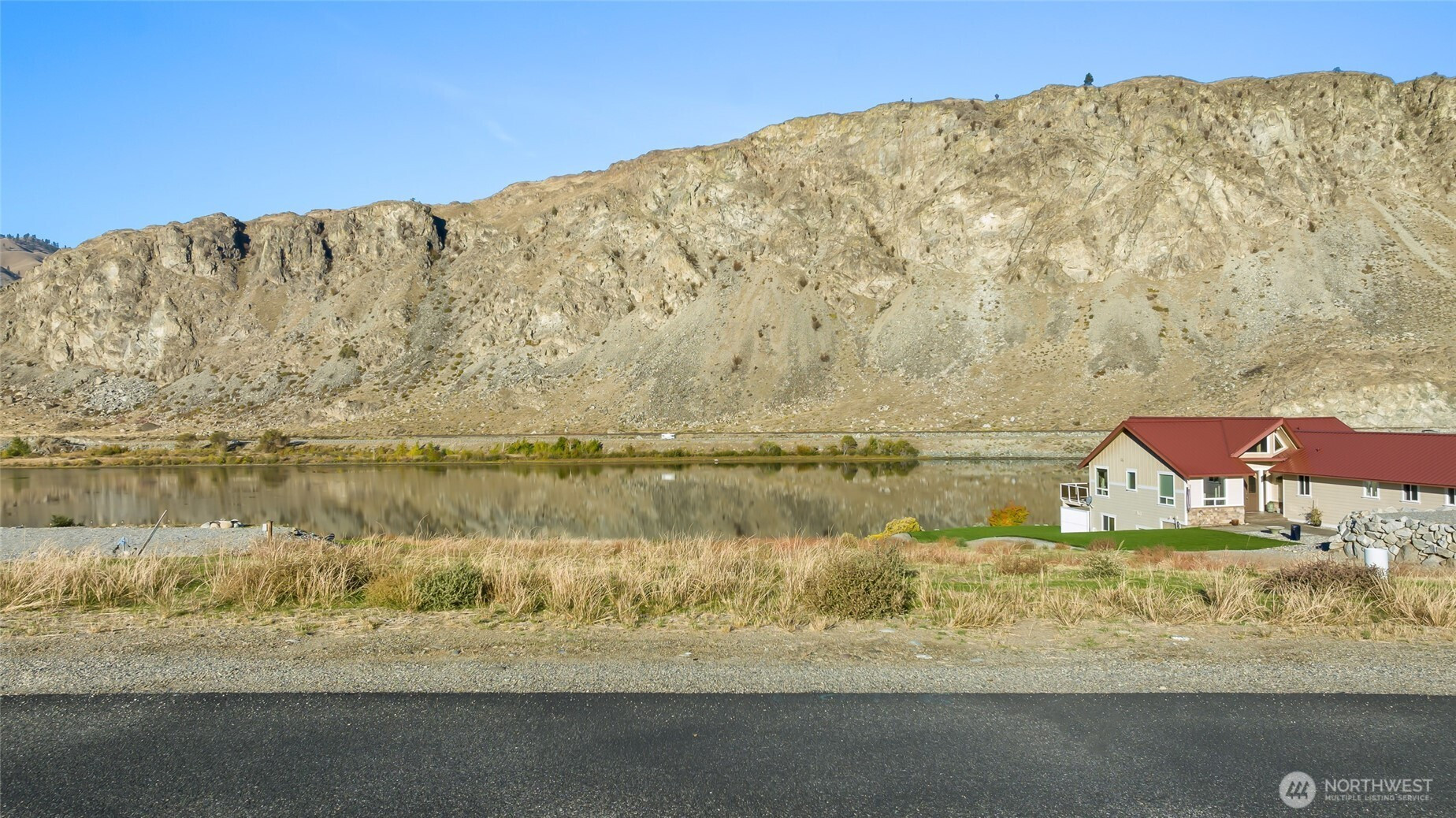7 N Shore Drive, Orondo, WA 98843