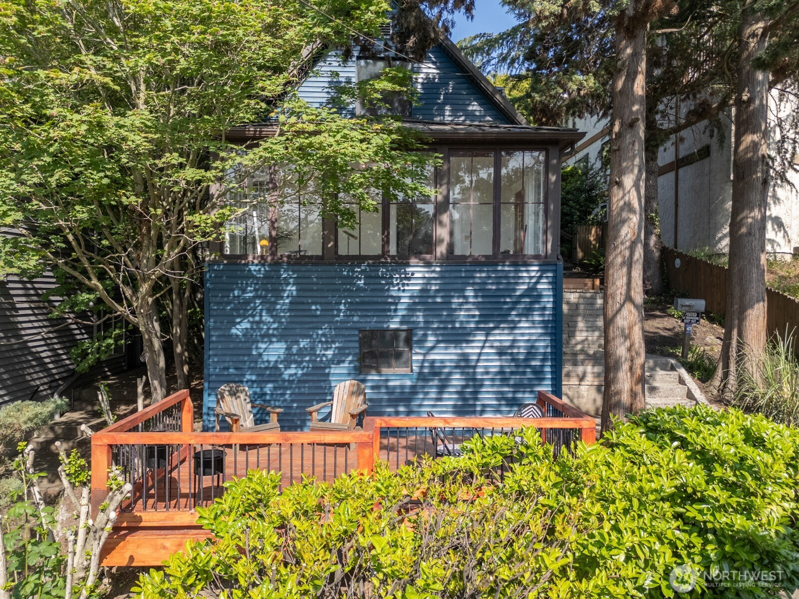 2560 Gilman Drive W, Seattle, WA 98119