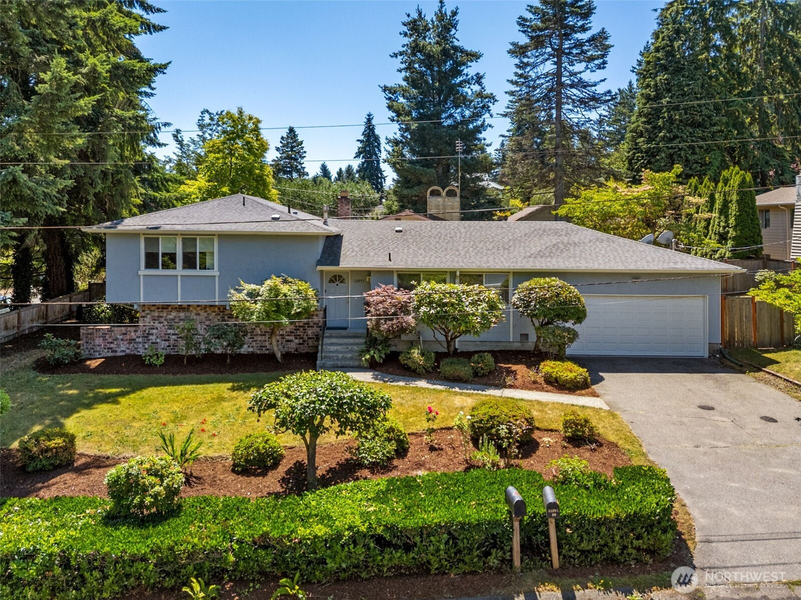 12055 25th Avenue NE, Seattle, WA 98125