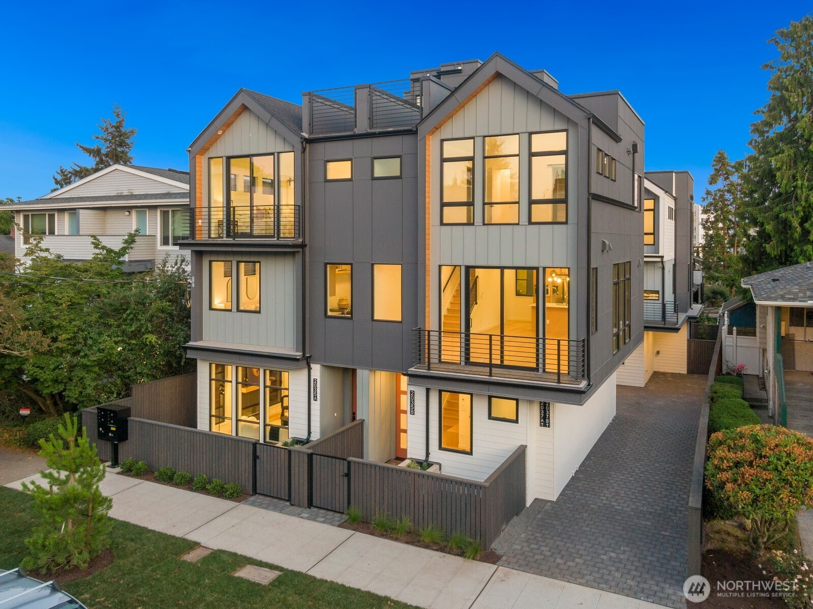 2035 NW 61st Street, Seattle, WA 98107