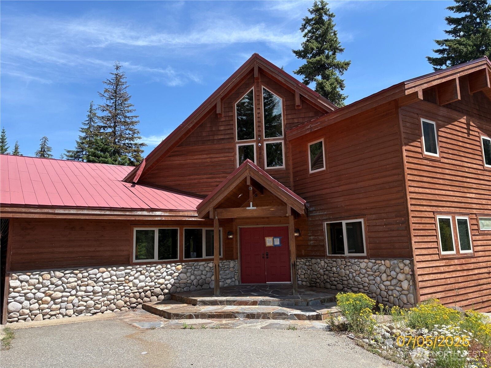 3311 Kachess Lake Road, Easton, WA 98925