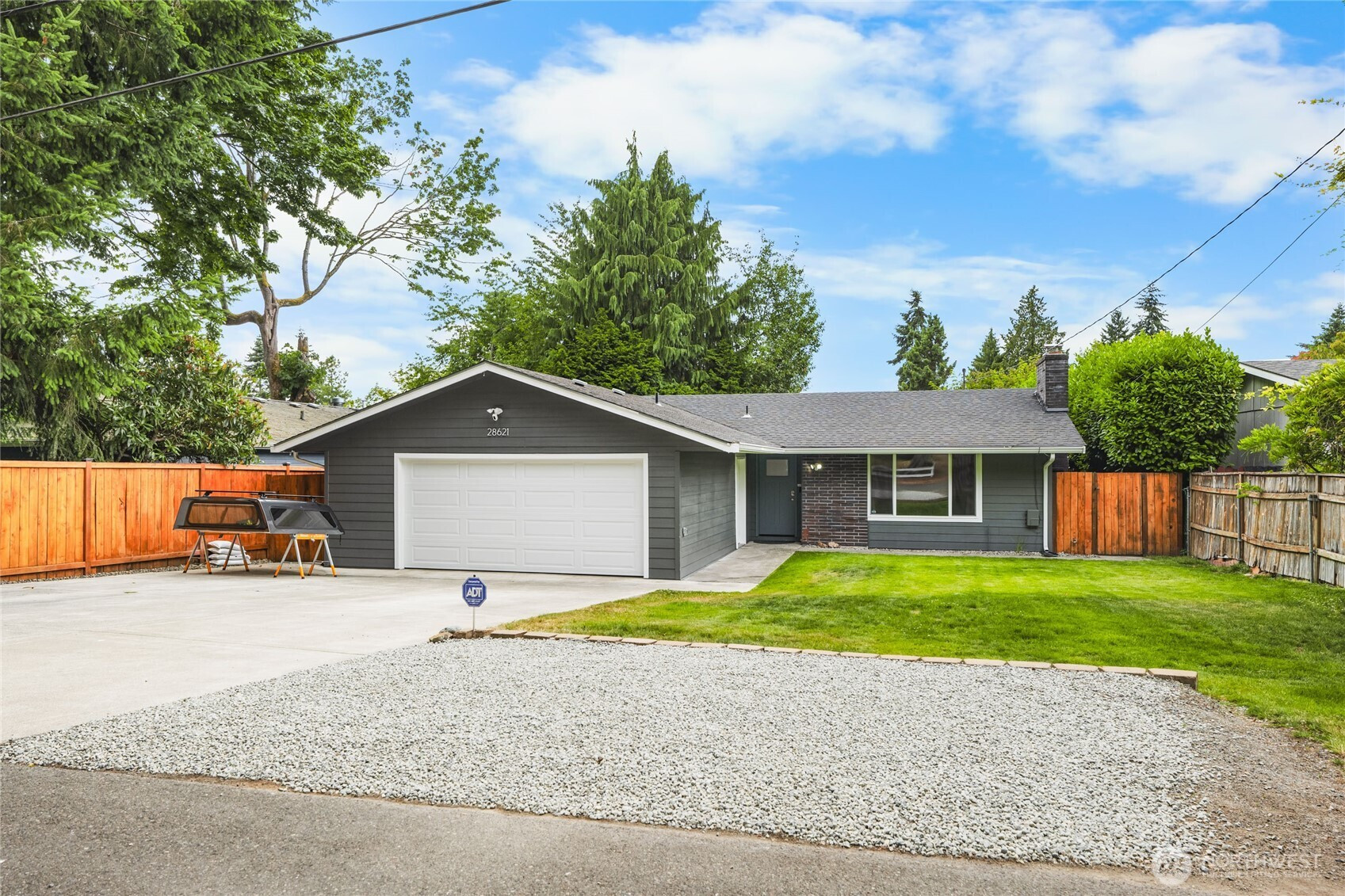 28621 15th Avenue S, Federal Way, WA 98003