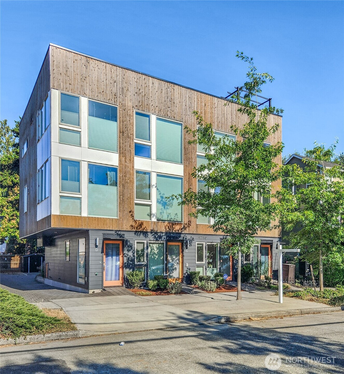 9710 A Ashworth Avenue N, Seattle, WA 98103