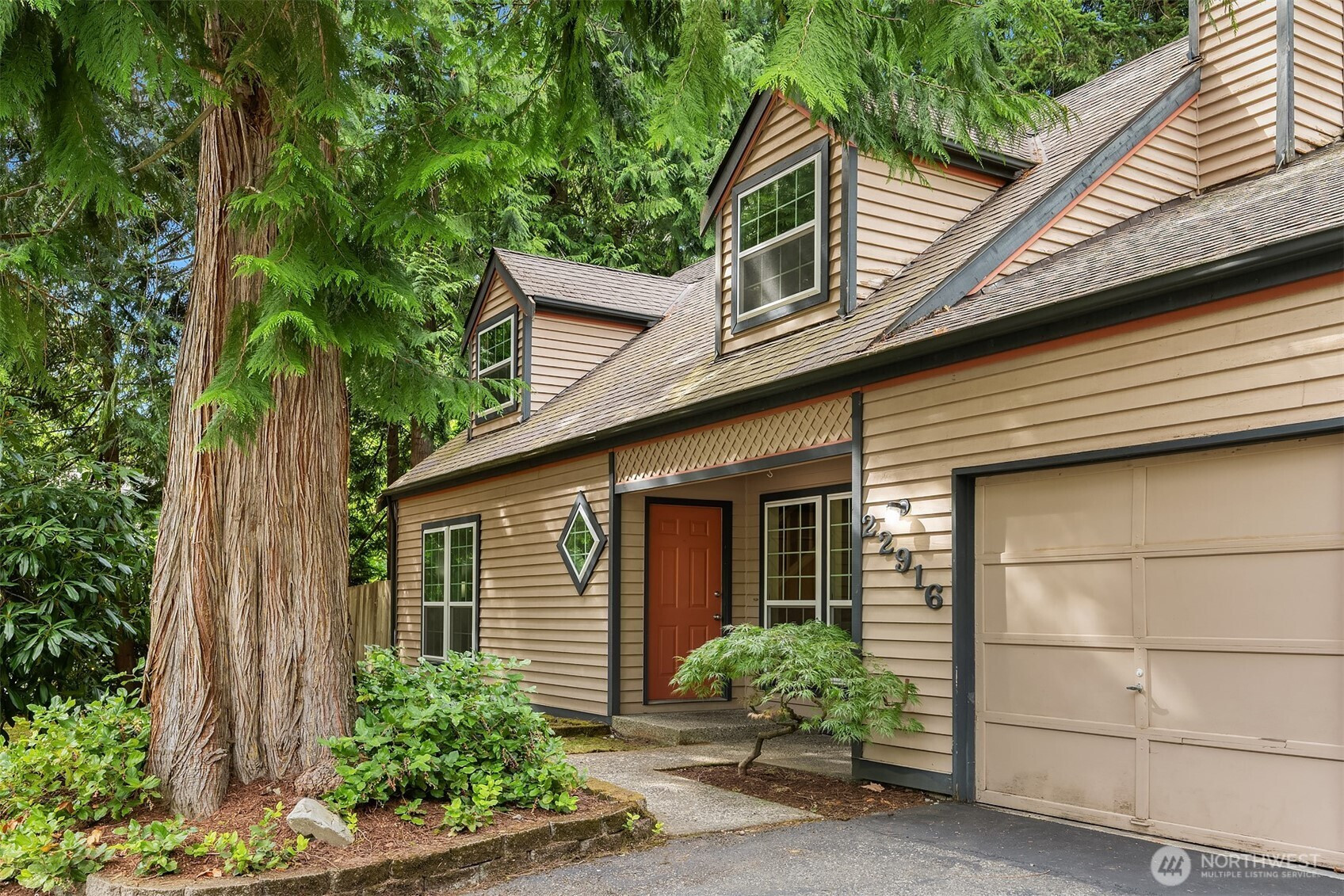 22916 NE 20th Place, Sammamish, WA 98074