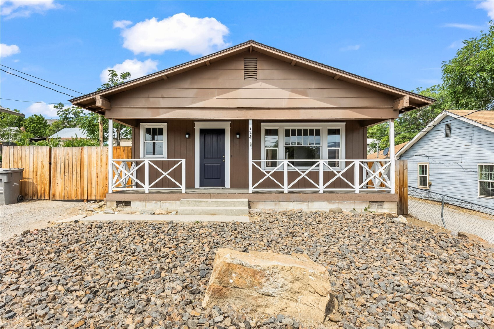 724 S Chelan Avenue, Wenatchee, WA 98801