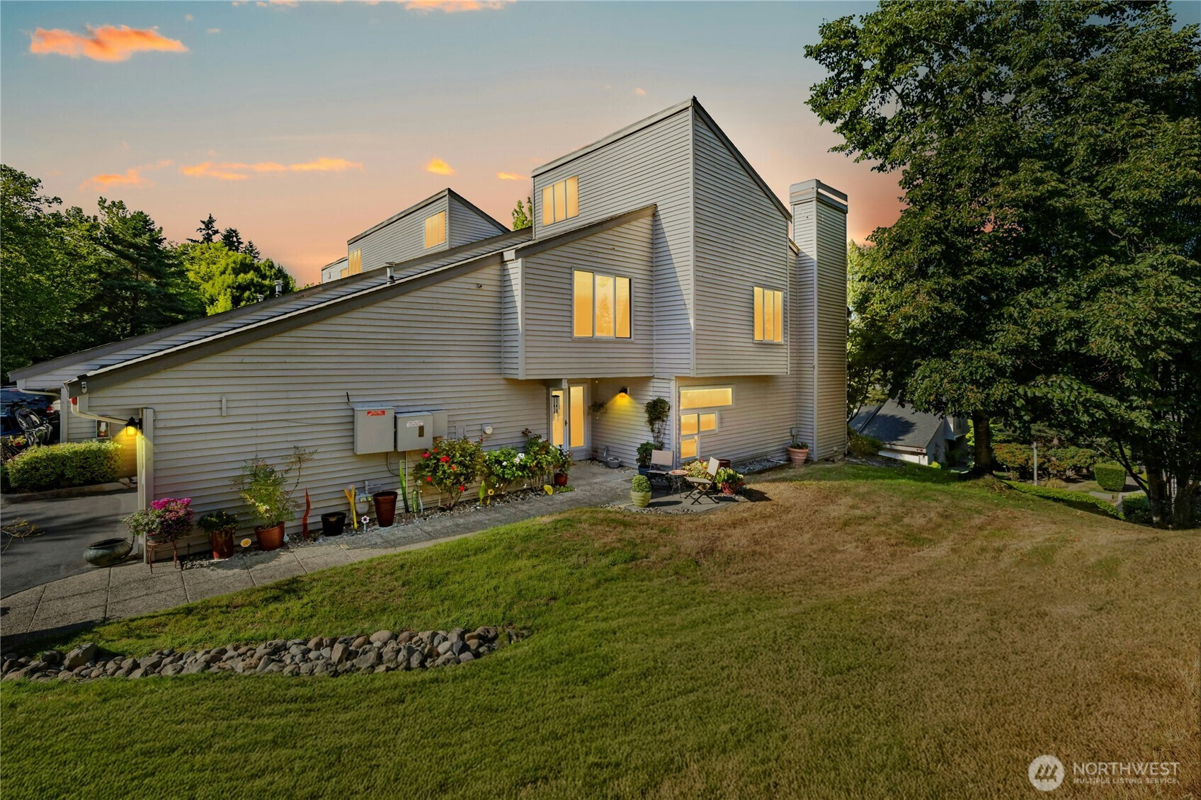 7250 Old Redmond Rd, Redmond, WA 98052