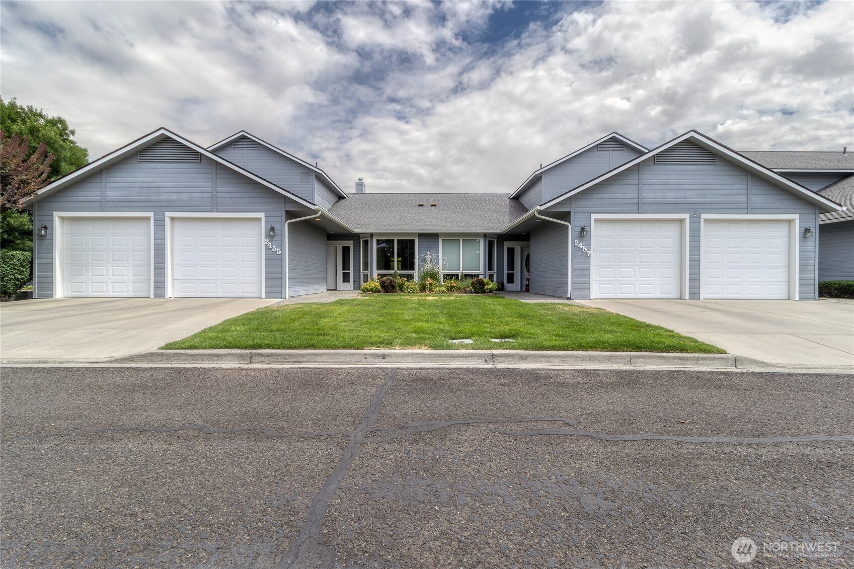 2455 Smoke Tree Lane, Walla Walla, WA 99362