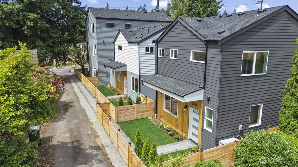 12046 5th Avenue NE, Seattle, WA 98125