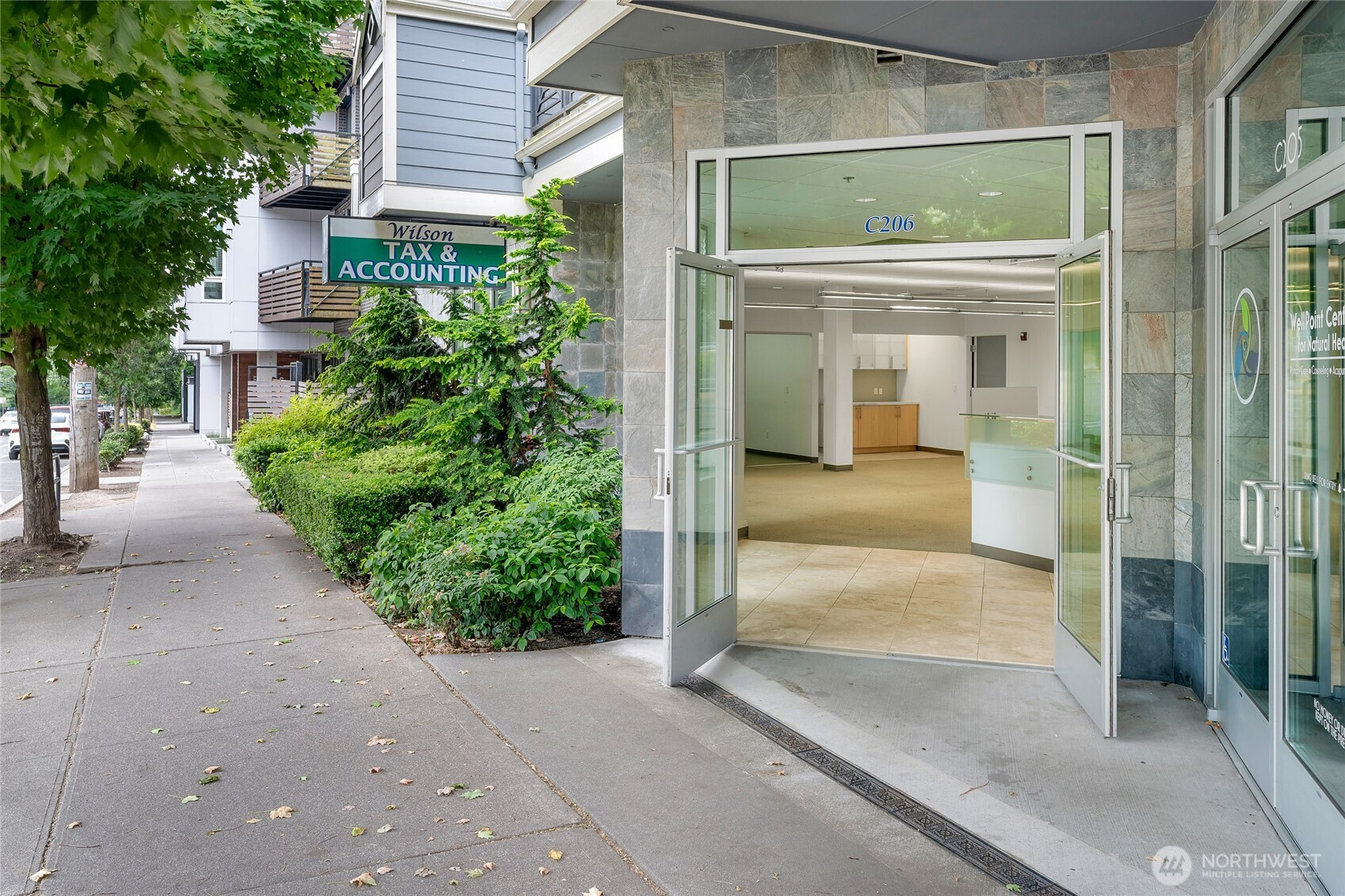 9057 Greenwood Avenue N, Seattle, WA 98103