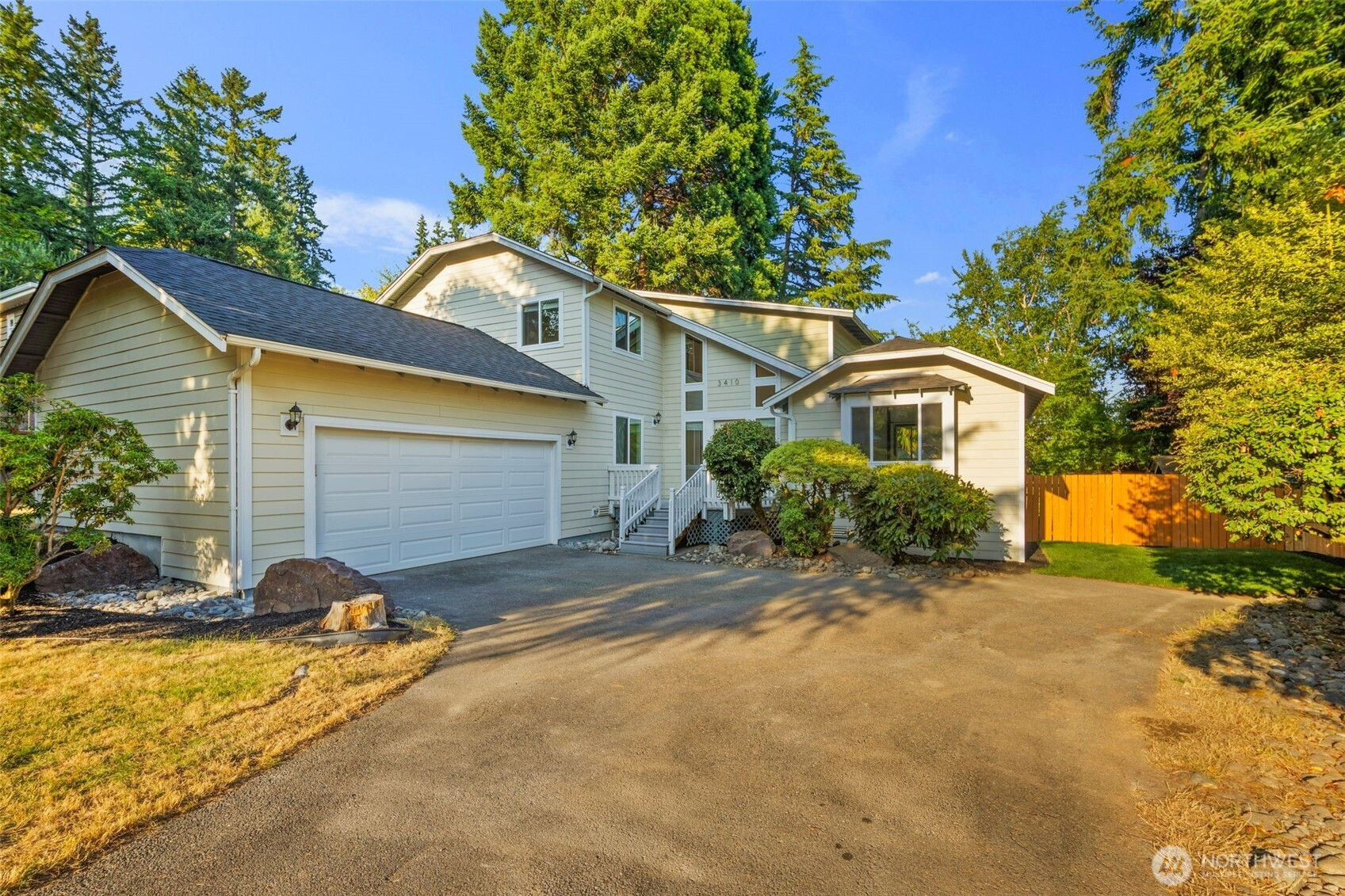 3410 166th Avenue SE, Bellevue, WA 98008